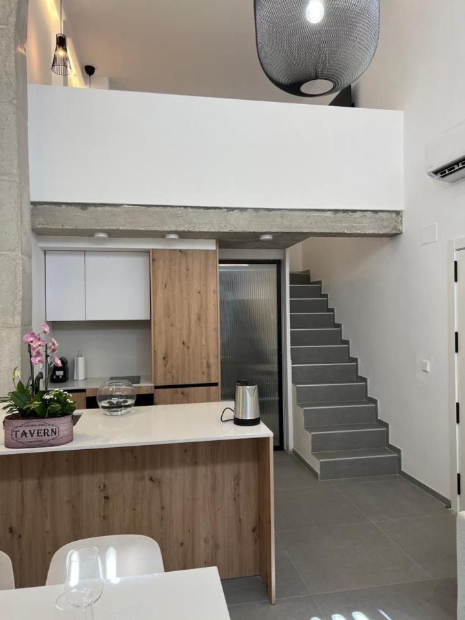 Conserva, 25 B2 * Valencia